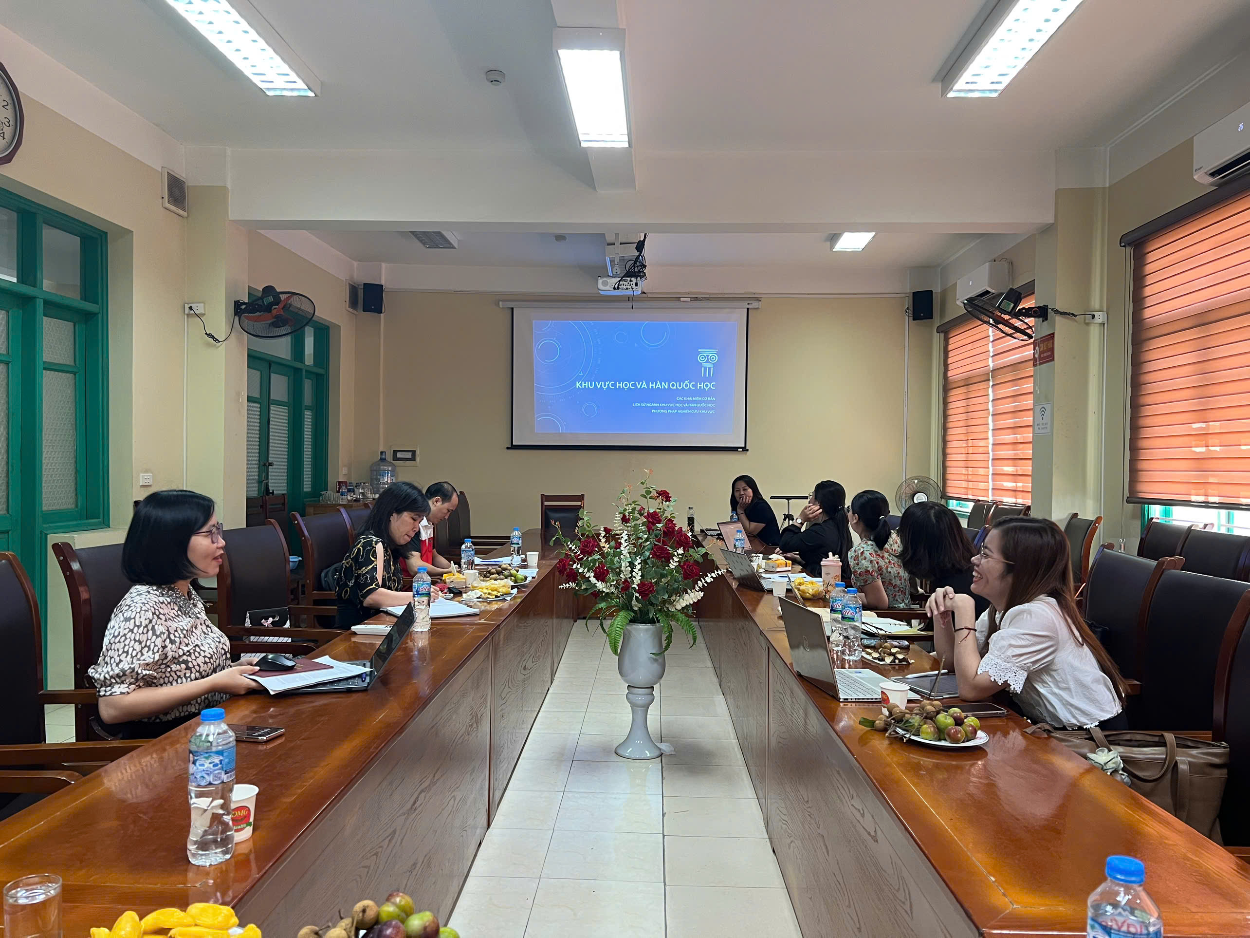 Hội thảo “Những vấn đề mới trong nghiên cứu Hàn Quốc học” lần thứ 2 – năm 2025: Dấu ấn học thuật từ Bộ môn Hàn Quốc học, Trường Đại học Khoa học – Đại học Thái Nguyên