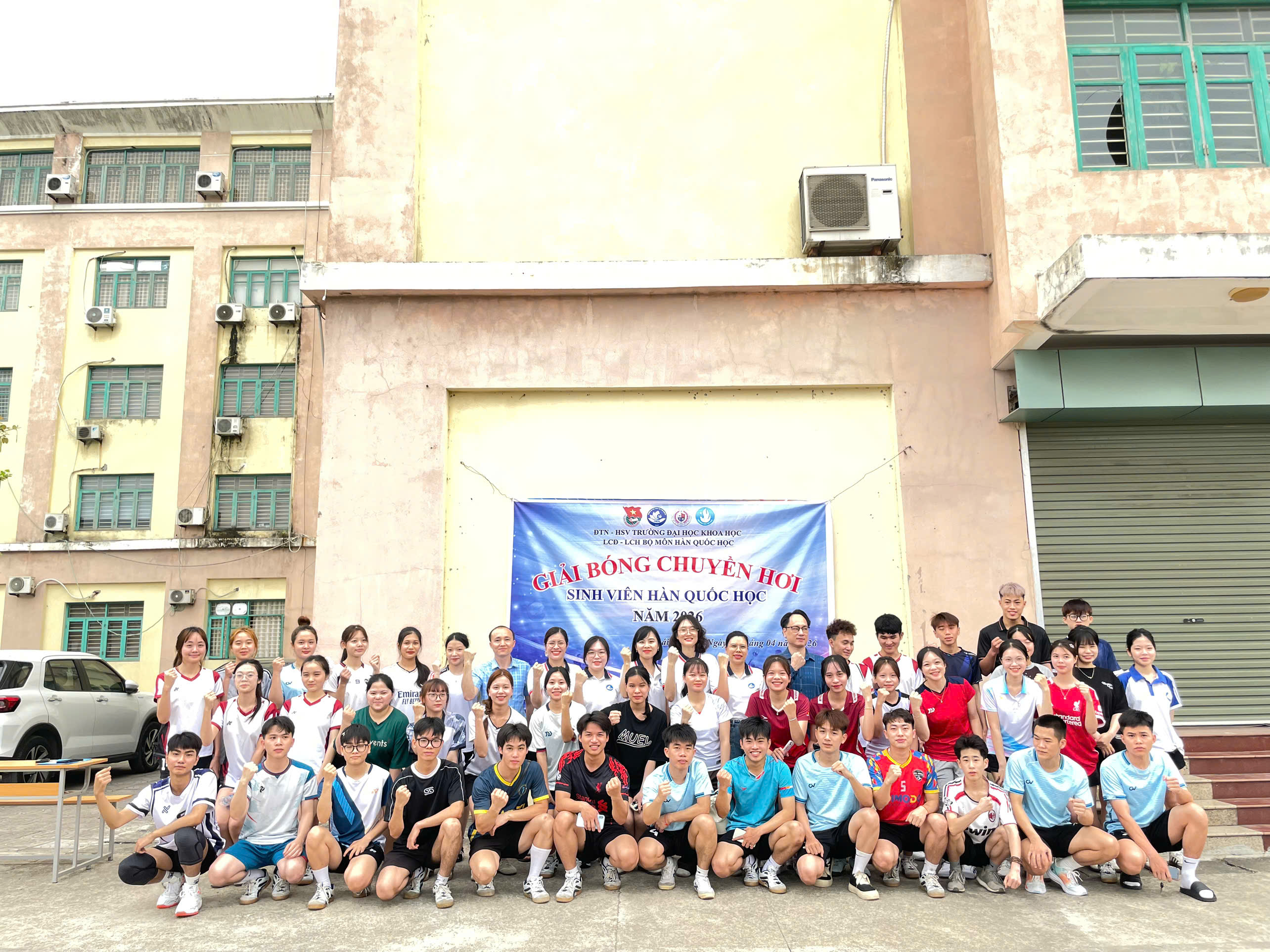 Giải Bóng chuyền hơi sinh viên Bộ môn Hàn Quốc học năm học 2025 - 2026 diễn ra thành công tốt đẹp