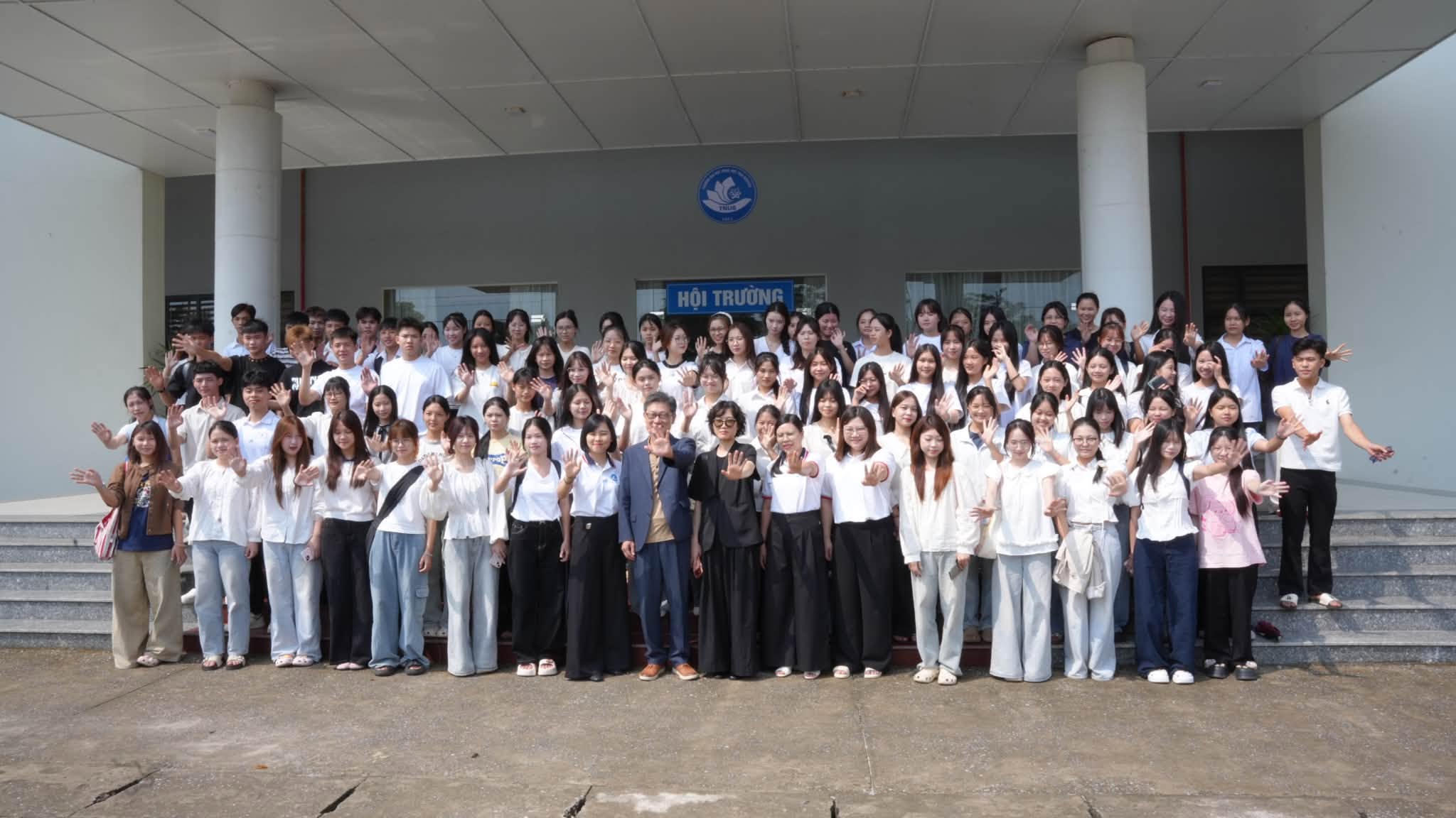 Chuỗi hoạt động ngoại khóa cho Tân sinh viên K24 ngành Hàn Quốc học: Kết nối – Trải nghiệm – Hội nhập